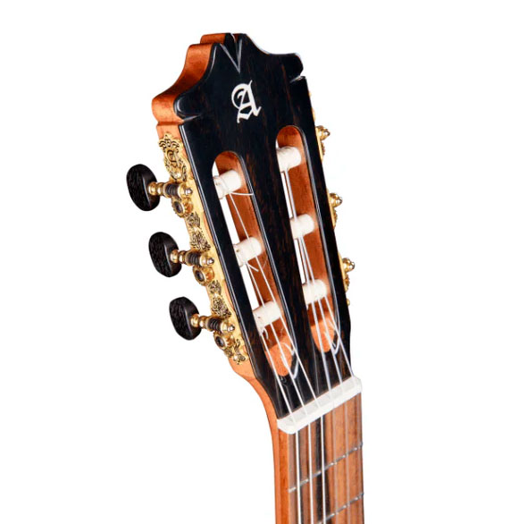 GUITCLAALH118_d.jpg