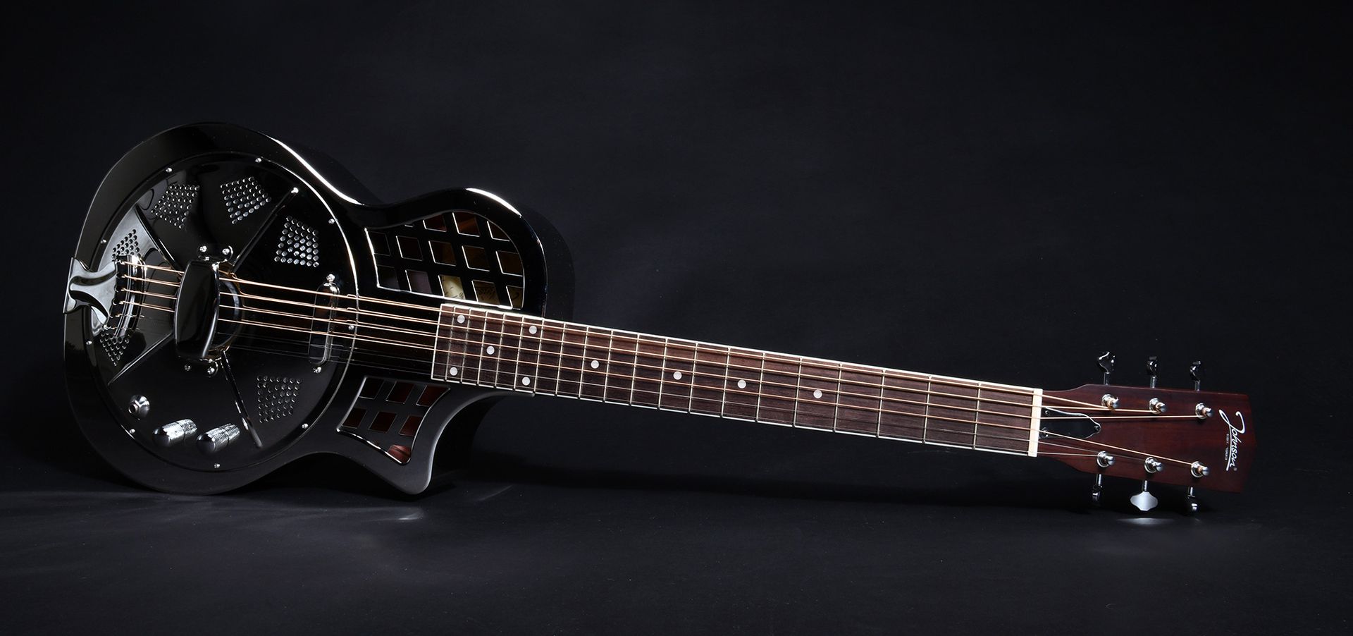 GUITDOBJOH012_b.jpg